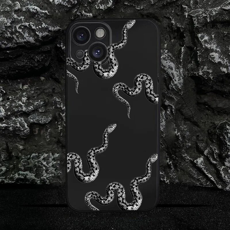 Luxurious Dark Snake Cellphone Case for Iphone 12 13 11 14 Pro Max X Xs XR Xsmax Cover Dragon Black Coque Funda